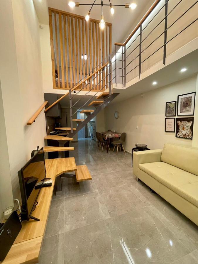 Minimal Two-Floor Apartment سالونيك المظهر الخارجي الصورة